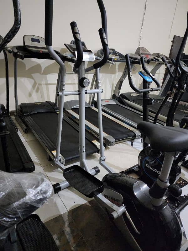 treadmils. (0309 5885468). gym cycles. ellapticals. spin bike. home gym 9