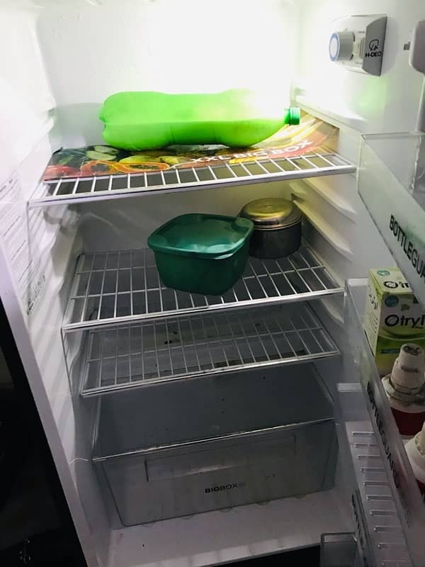 Urgent: Haier 346 EPRB Fridge 1