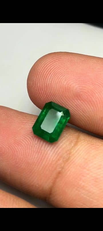 Natural Emerald Outstanding Gem 0