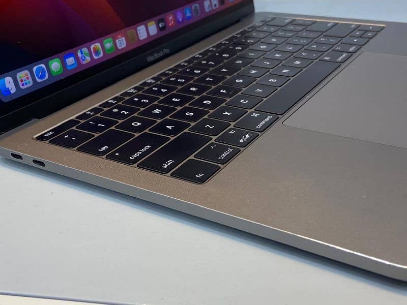 MacBook pro 2017 10