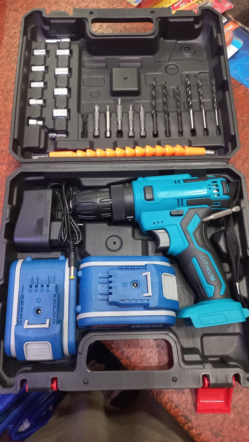 dubbed battery's Cordless drill 4