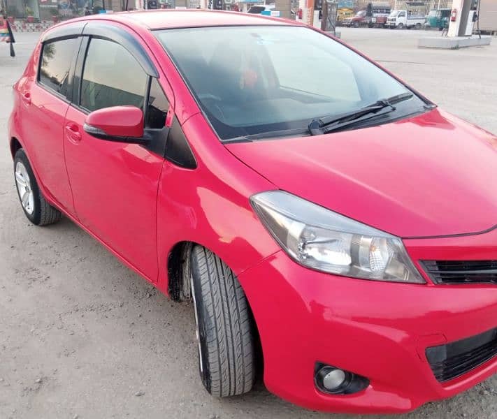 Toyota Vitz 2013 4