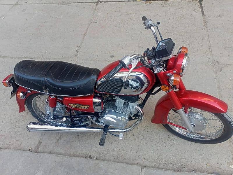 Honda 200 road master red colour full karak bike 4