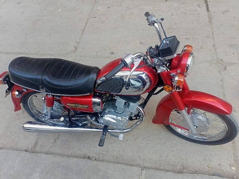 Honda 200 road master red colour full karak bike 7