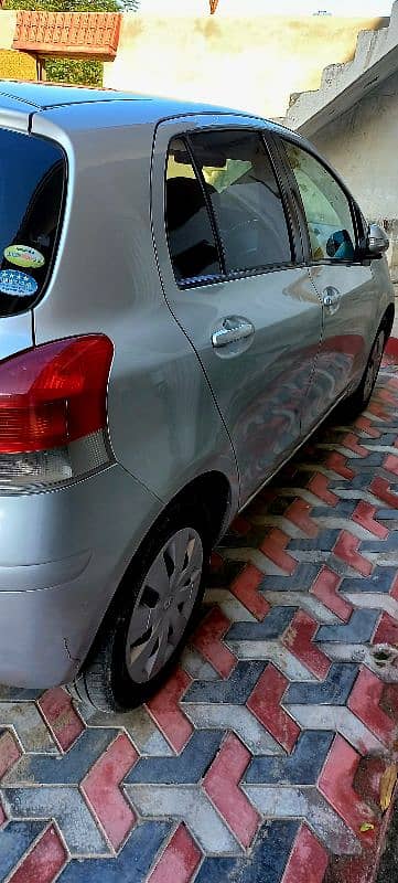 Toyota Vitz 2009 11