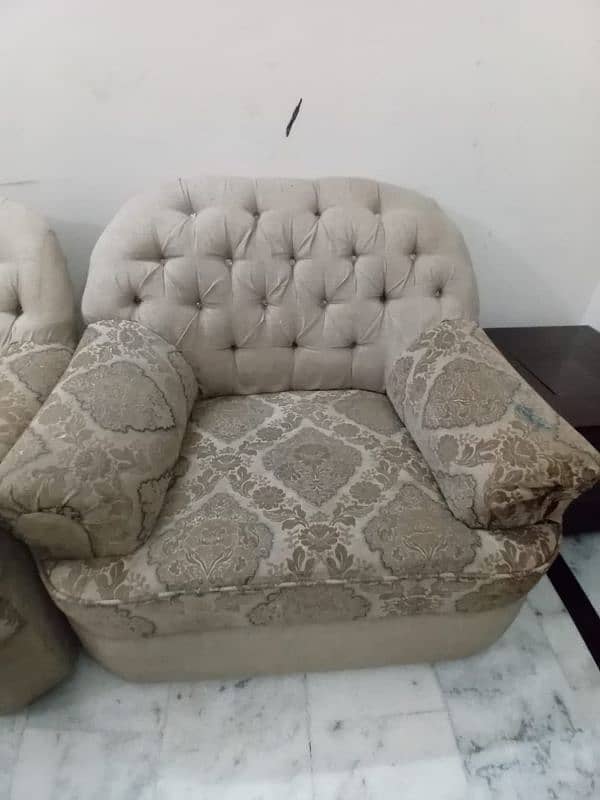 5 seater sofa for sale 0