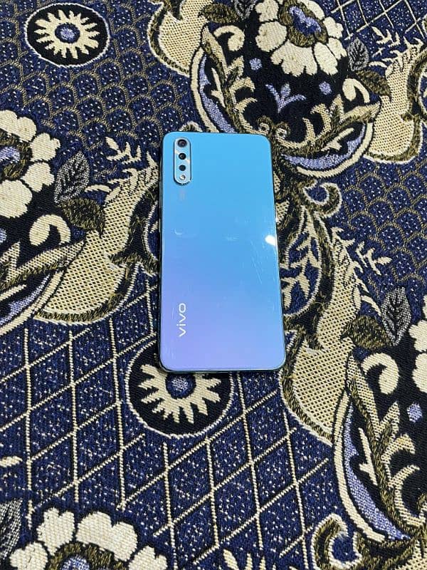 vivo s1 8/256 gb 1