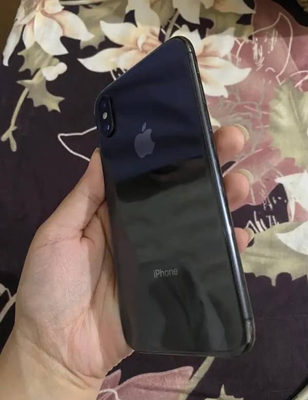 IPhone XS Non PTA 3