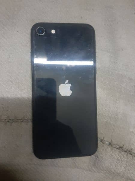 iphone se2020 iclode lock new condition all ok pta exchange posibal 3