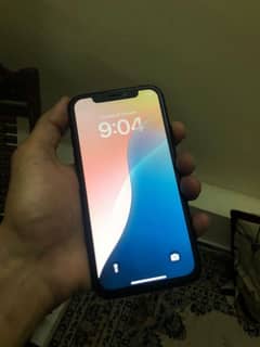 iPhone XR 0