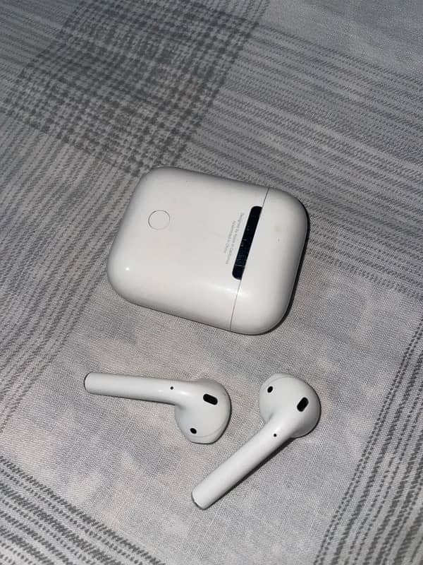 Airpods 1