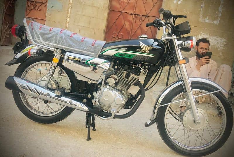 CG 125 Model 2023 serial 15 special edition registered Hyderabad 1