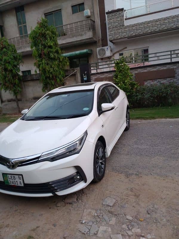 Toyota Altis Grande CVT 2018 6