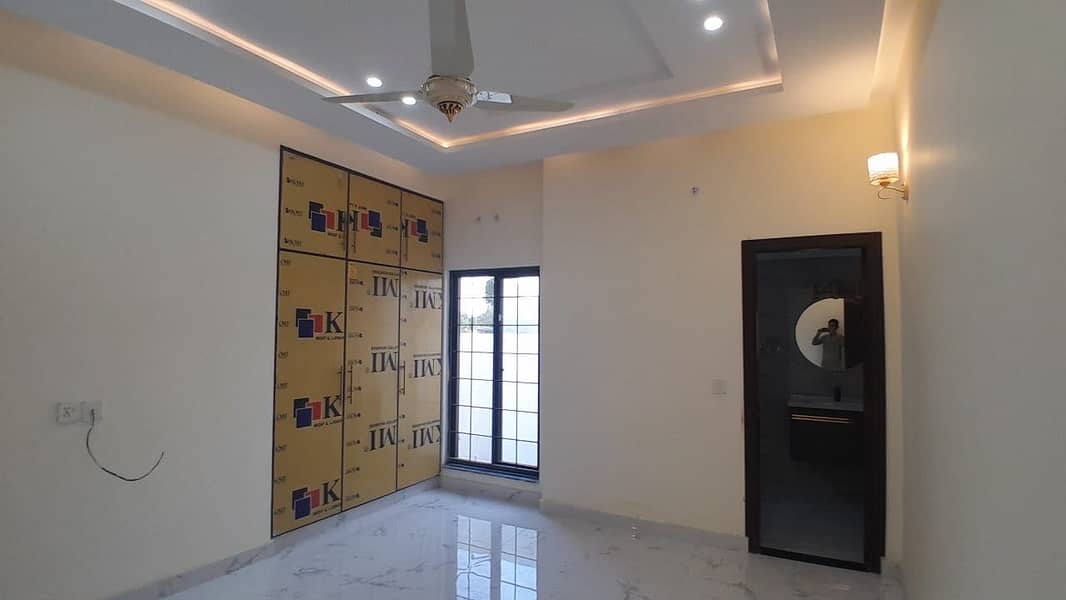 BRAND NEW HOUSE OF 8 MARLA AVAILABLE FOR RENT IN PHASE || BAHRIA ORCHARD LAHORE 26