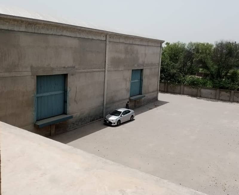 156000 sq. ft. Neat and clean Warehouse available for rent on Multan road Lahore 3