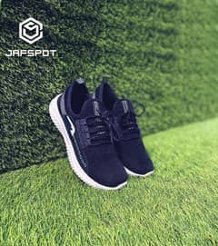 men Breathable mesh sneakers limited size