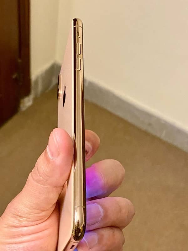 IPhone XS MAX | 512GB | PTA APPROVED | 96% BATTERY HEALTH 3