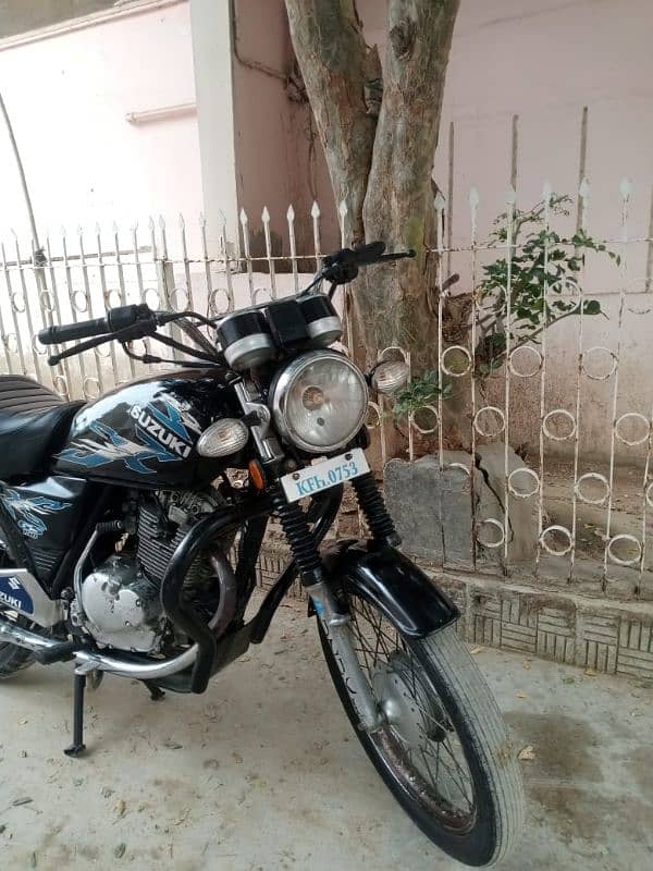 Suzuki gs  150 2011 model 5