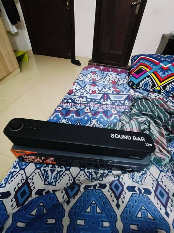 Faster sound bar for sale in very excellent condition 2