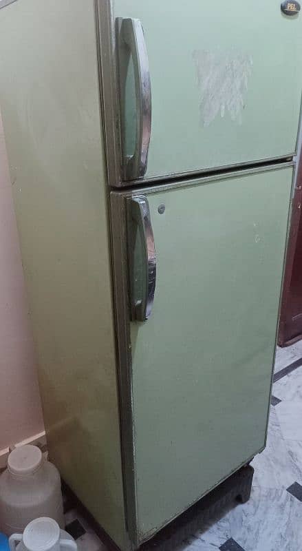 Pel Full Size Refrigerator 0