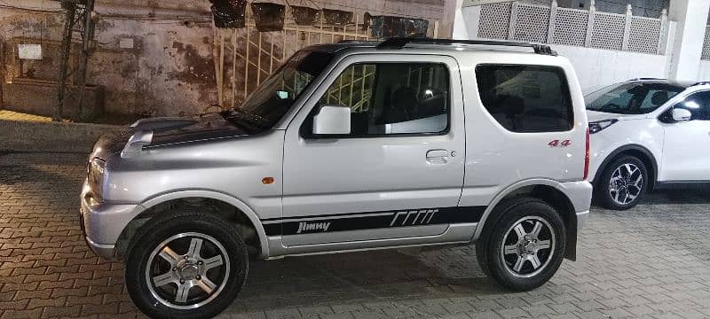 Suzuki Jimny 2008 0