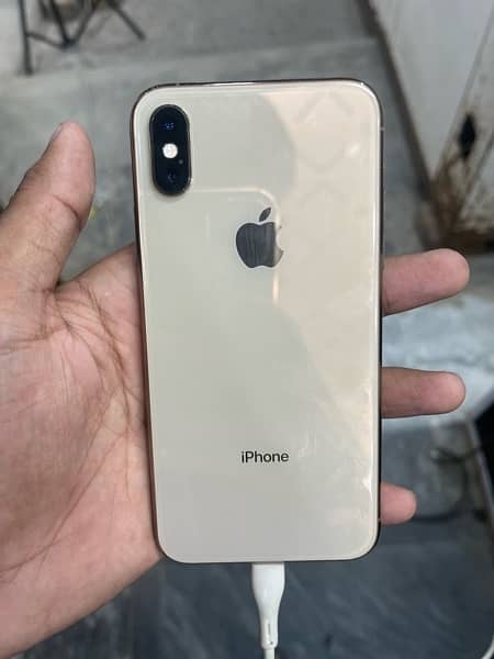 iPhone Xs    64gb 2