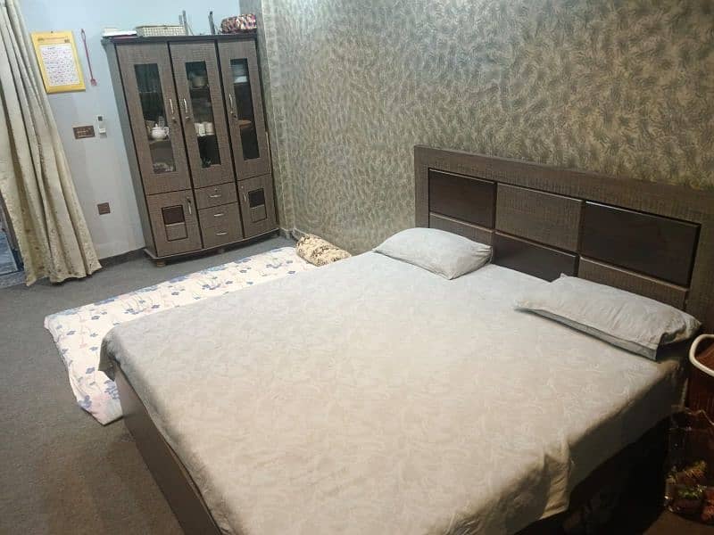 urgent sell complete bedroom furniture in good condition 1