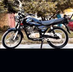 Suzuki gs 150 2021