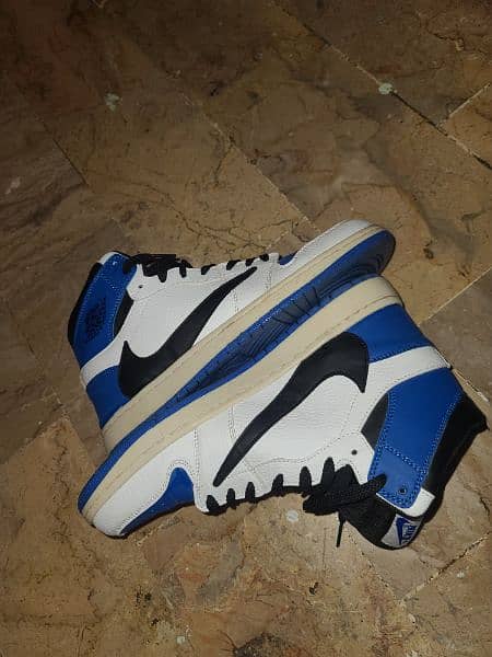 Nike Jordon 1 Retro High Blue 2