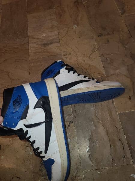 Nike Jordon 1 Retro High Blue 3