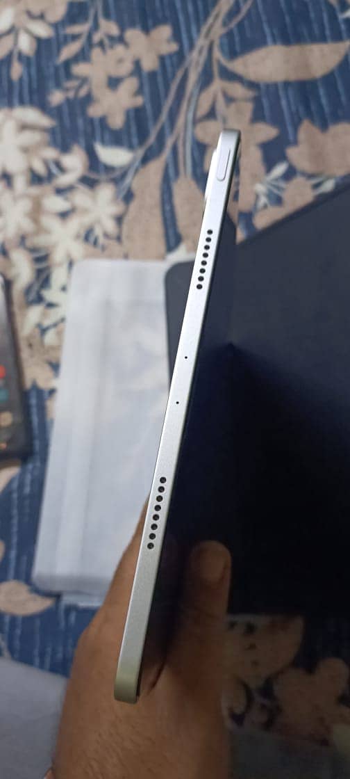 Apple iPad pro M2 (4th generation) 3