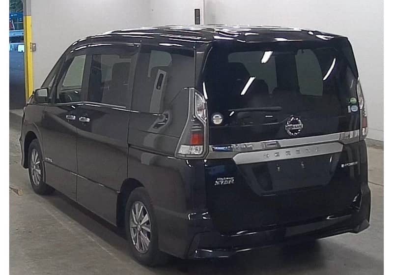 Nissan serena highway star 2018 5A grade car low milage 2