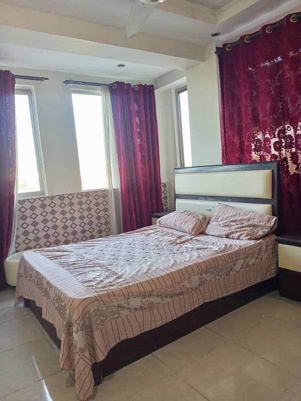 Furnished 2bed Appartment for rent in bahria town phase 1 0