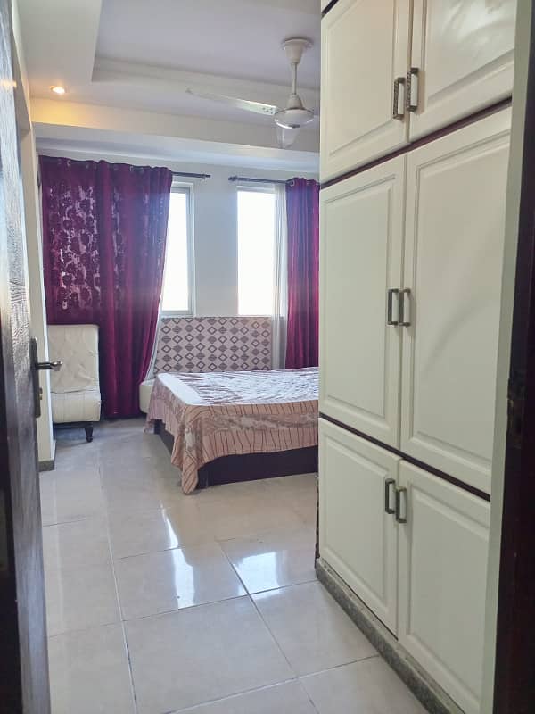 Furnished 2bed Appartment for rent in bahria town phase 1 4