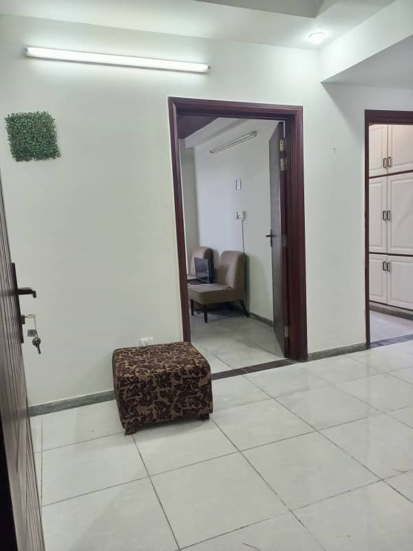 Furnished 2bed Appartment for rent in bahria town phase 1 14