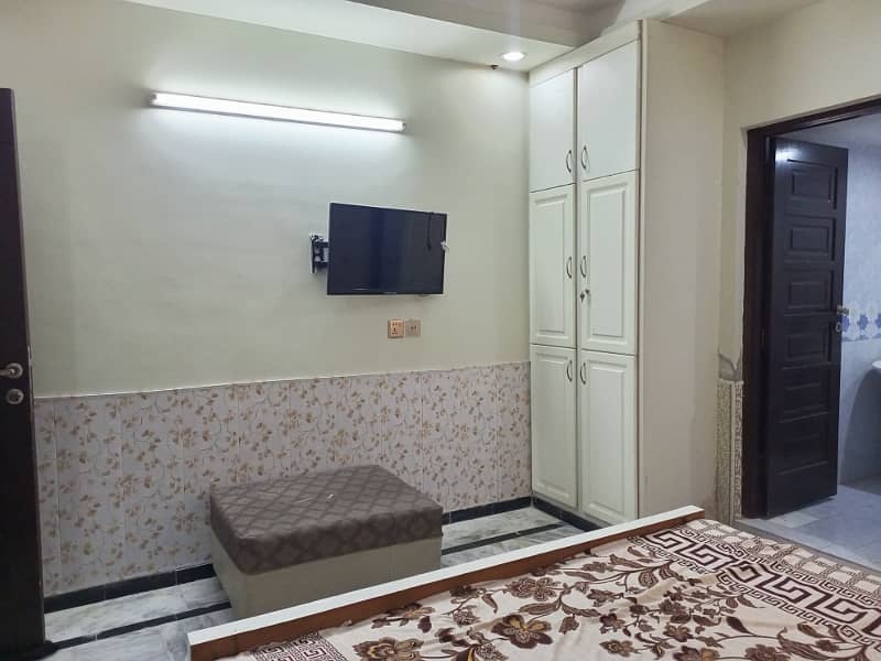 Furnished 2bed Appartment for rent in bahria town phase 1 15