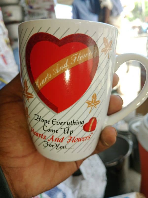 Akbar crockery cup and mugs ka rate hole sale 100 ka or 80 ka 12