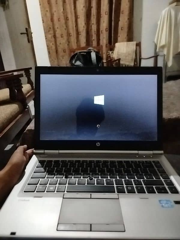 HP Elitebook Core I7 1