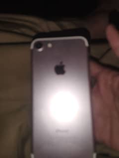 iPhone 7 128 100helth Bahir say Aya hai Official Pta aporv haibestcmra