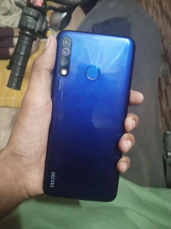 Tecno Camon 12 Air  4/64 0