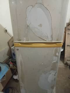 Dawlance Used Fridge 0