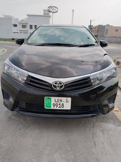 Toyota Corolla GLI 2014 total geniun except single piece