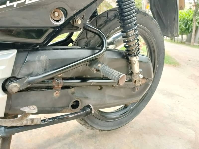 Yamaha YBR 125 2018 self start 4