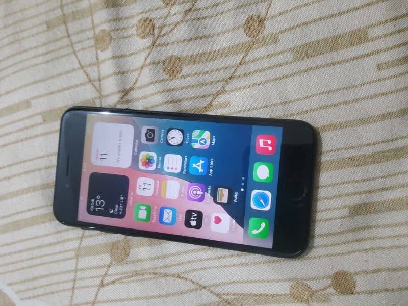 iPhone se2020 fresh non pta 2