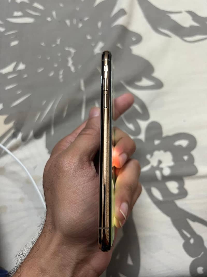 Iphone XS 256GB Gold Non PTA 1