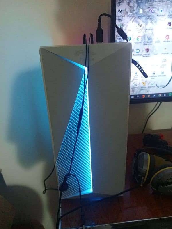 10/10 condition gaming PC 0