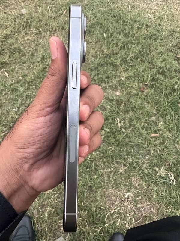 Used iPhone 15 Pro Max – Excellent Condition, Great Deal! 2