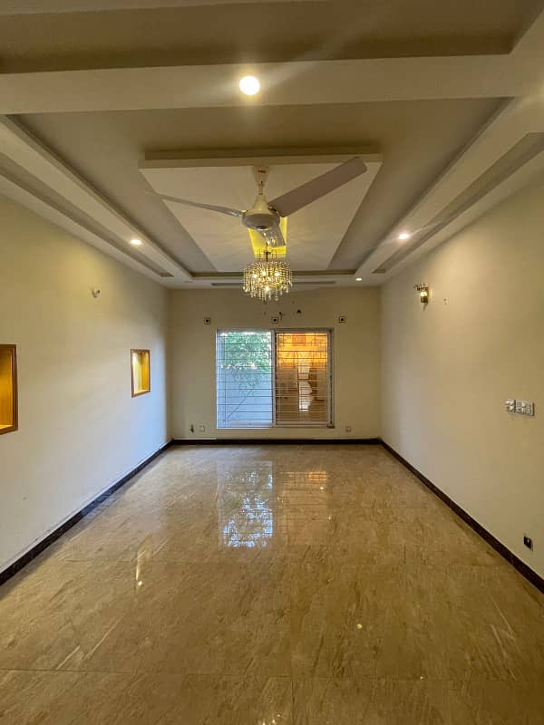 10Marla Ground Portion Is Available For Rent In D. 12 1