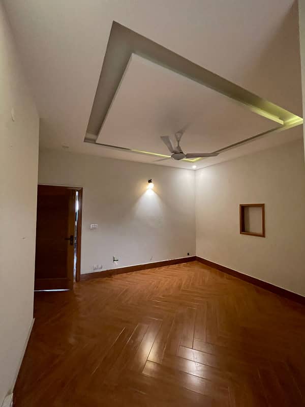 10Marla Ground Portion Is Available For Rent In D. 12 6