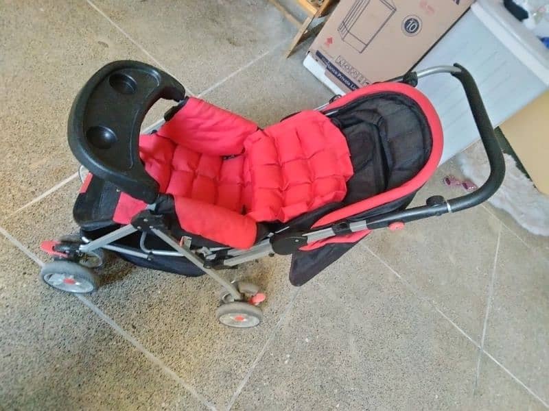 pram good condition 2